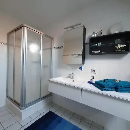 Zweite Heimat 45248 *